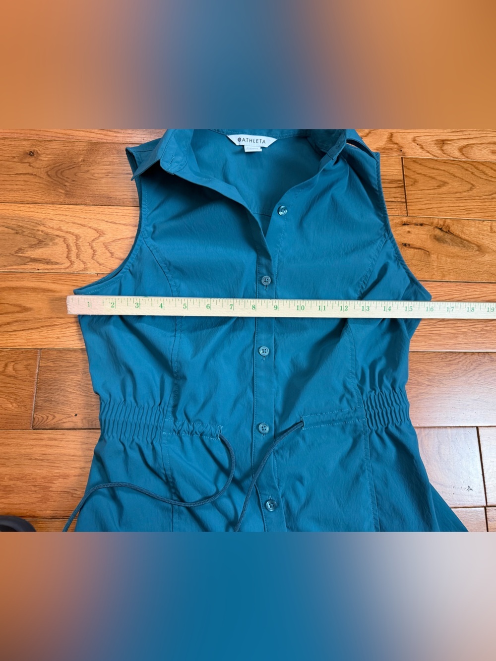 Athleta Levitate Poplin Button-Up Sleeveless Top NWOT - Picture 5 of 7